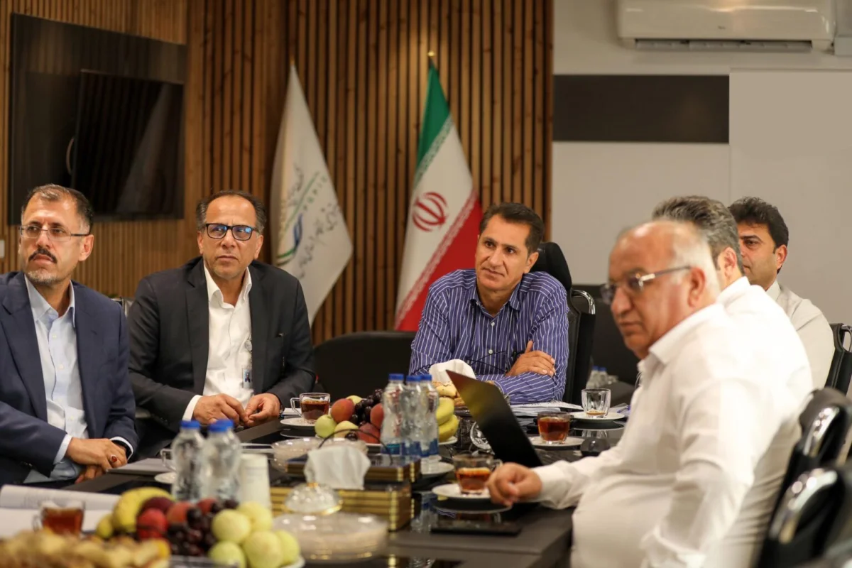 برگزاری مجمع عمومی عادی سالانه شرکت پتروشیمی هنگام