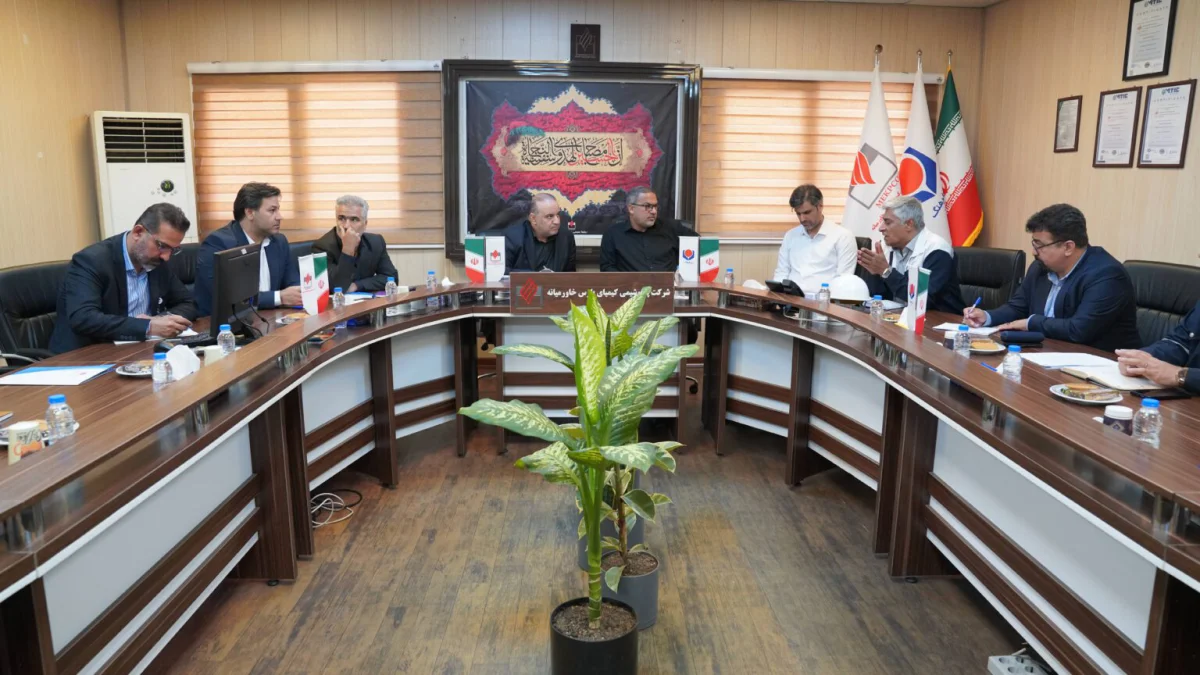 بازدید مدیرعامل هلدینگ پتروفرهنگ از مجتمع پتروشیمی کیمیای پارس خاورمیانه