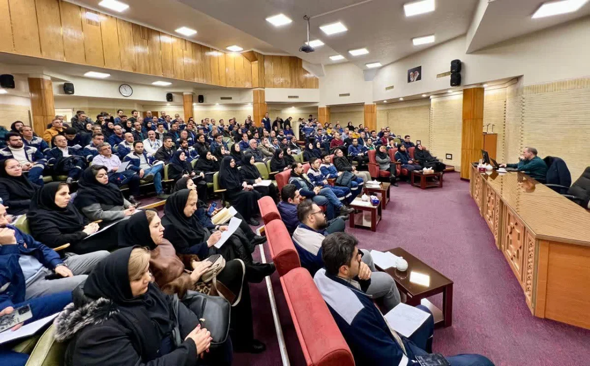 با هدف ارتقای دانش فنی کارکنان دوره آموزشی «هوش مصنوعی در صنعت» در پتروشیمی تبریز برگزار شد