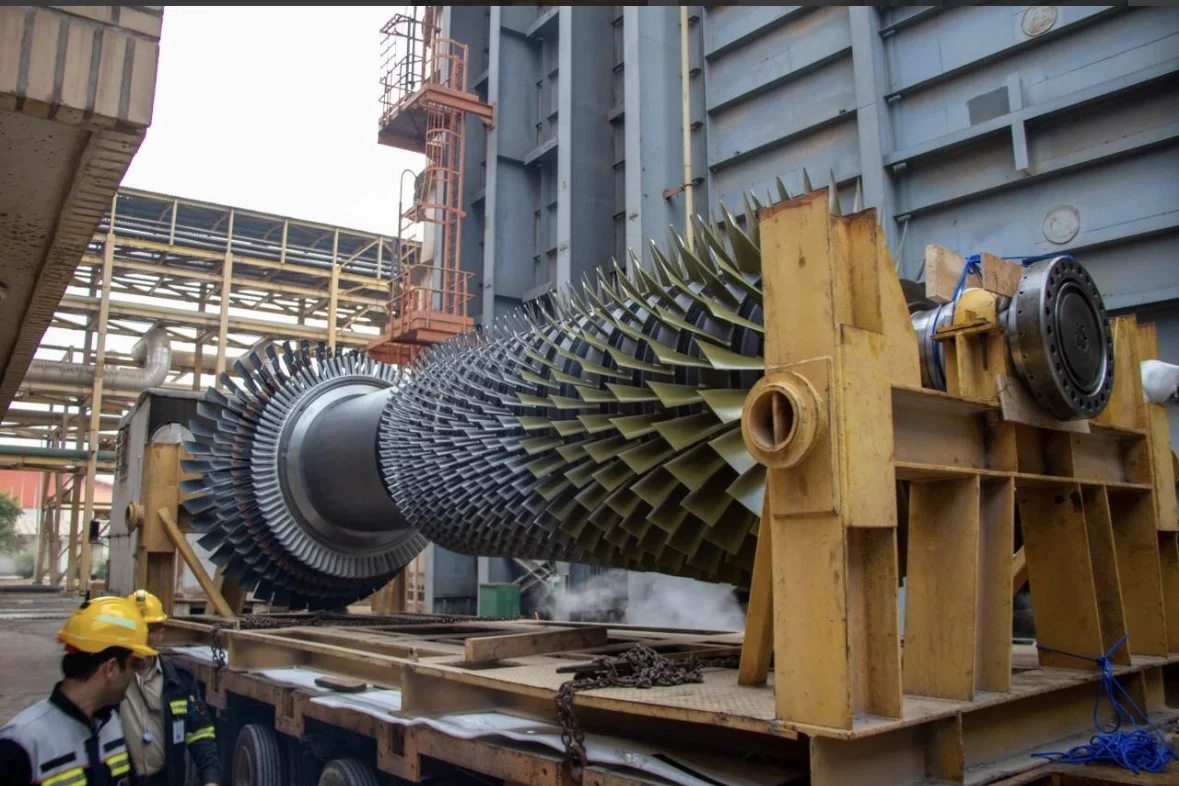 تعمیرات اساسی موفقیت‌آمیز توربین ناحیه ۲ فجر انرژی با داخلی‌سازی پره‌ها و عایق