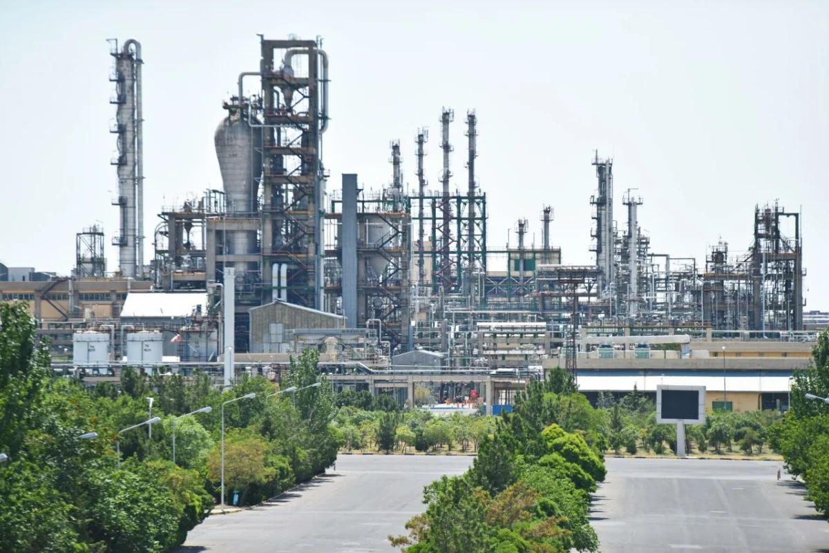 تنوع کم‌نظیر گواهینامه‌های مدیریتی و کیفی در پتروشیمی تبریز