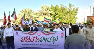 از خط تولید تا صحنه همبستگی؛ حضور پرشور كاركنان پتروشیمی پردیس در راهپیمایی ۲۲ بهمن عسلویه